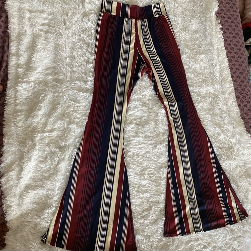 💖Live Fabulously Bell Bottom Pants Size M NWOT
